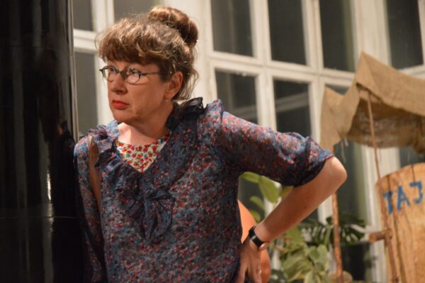 bettina-beres-jerzy-hanusek_pomnik-artysty_konteksty-2013-sokolowsko-fot-leszek-krutulski-3