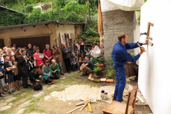 jan_mioduszewski_barricade_konteksty_2014_contexts_fot_polak_grzegorski_9