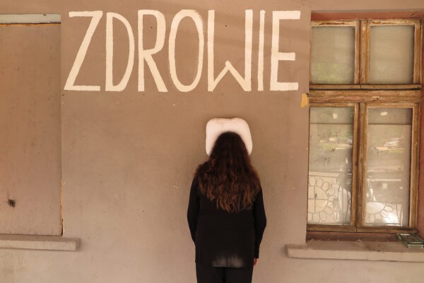 laurel_jay_carpenter_terese_longva_discrete_diskret_konteksty_2014_contexts_1