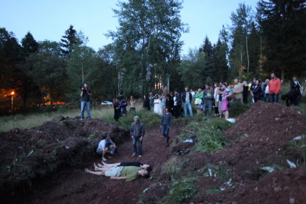 martin_zet_mass_grave_konteksty_2014_contexts_fot_polak_grzegorski15