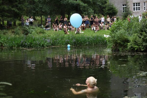 rita-marhaug-elementy-gry-konteksty-2013-sokolowsko-fot-jerzy-grzegorski-marcin-polak-3