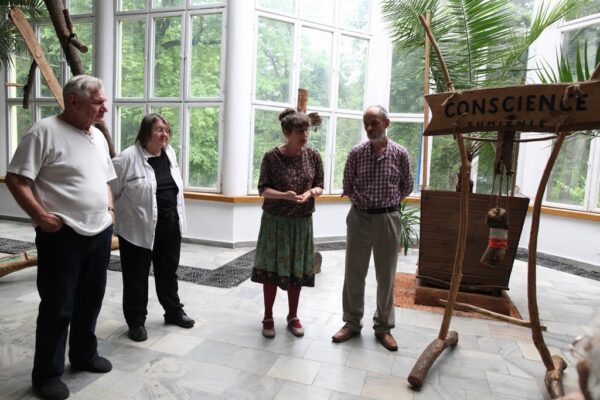 bettina-beres-jerzy-hanusek_pomnik-artysty-fot-marcin-polak-jerzy-grzegorski-2