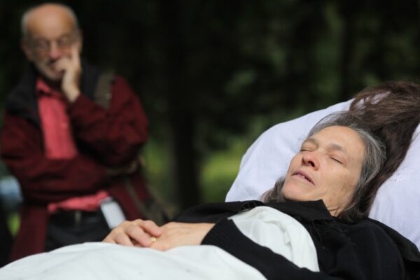 marilyn-arsem_the-cure_konteksty-2013-sokolowsko-fot-jerzy-grzegorski-marcin-polak-3