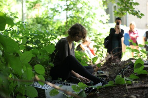 paulina-miu-zielinska-konteksty-2013-sokolowsko-fot-jerzy-grzegorski-marcin-polak-26_1024x683