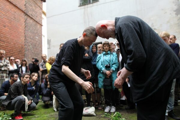 sandra-johnston-alastair-maclennan_emergent_-konteksty-2013-sokolowsko-fot-jerzy-grzegorski-marcin-polak-6