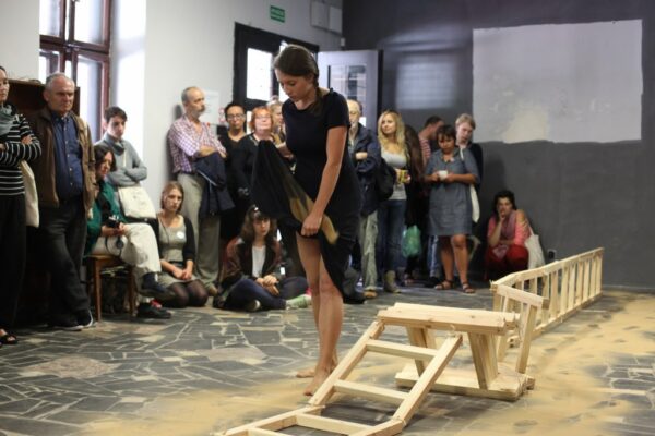 yaryna-schumska-widoczne-niewidoczne-drogi-konteksty-2013-sokolowsko-fot-jerzy-grzegorski-marcin-polak-5