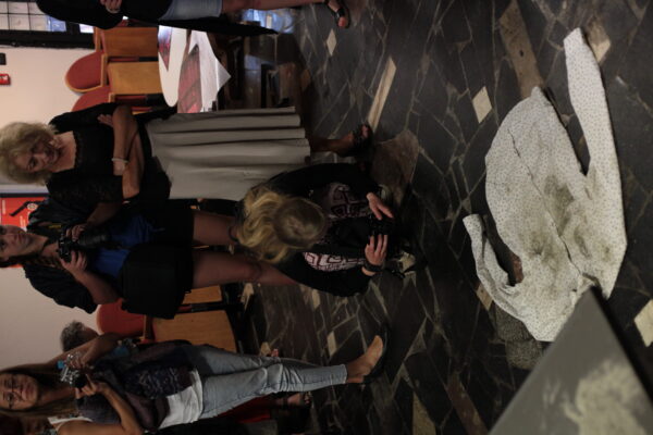 Igor Stahniv, performance Poza domem, Konteksty 2017, Sokołowsko, fot. Polak Grzegorski (50)