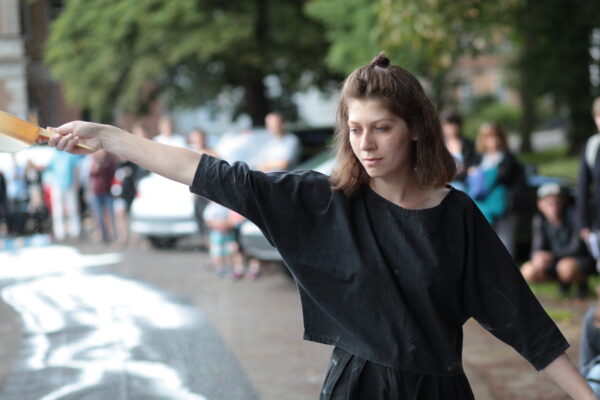 Jagoda Kozon, performance Wnikanie, Konteksty 2017, Sokołowsko, fot. Polak Grzegorski (113)