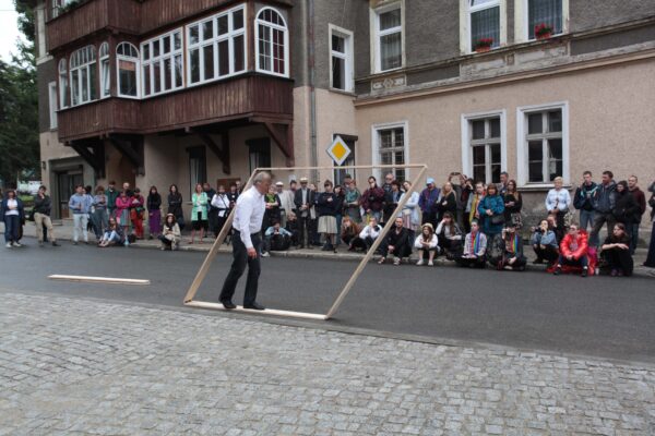Janusz Bałdyga Performance Widok w okno 2017, Konteksty 2017, Sokołowsko, fot. Polak Grzegorski (45)