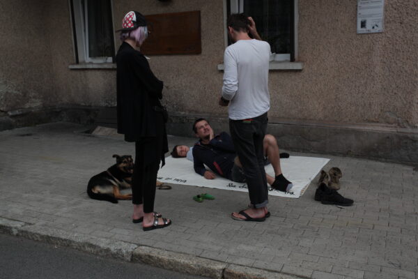 katharinajej, Performance lie down with me, Konteksty 2017, Sokołowsko, fot. Polak Grzegorski (19)