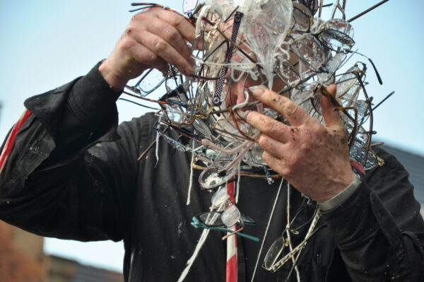 Alastair MacLennan - Z ręki do piasku fot Anna Zglenicka (6)