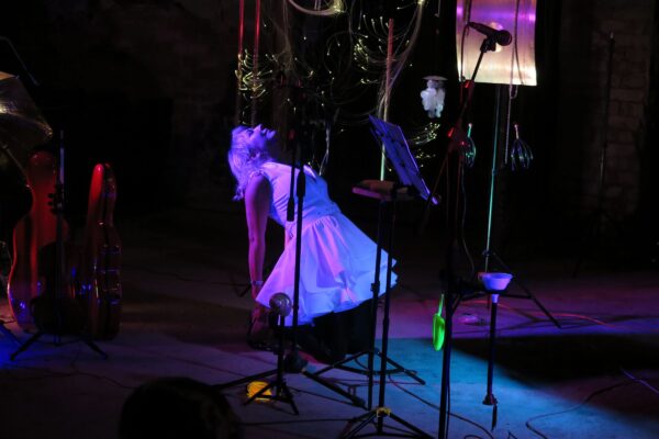 Konteksty_Barbara Konopka_Weronika Kami FOTO Jerzy Grzegorski9_web